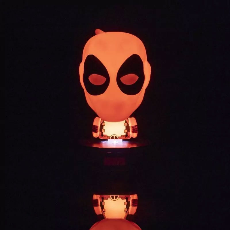 Marvel Deadpool Icon Light
