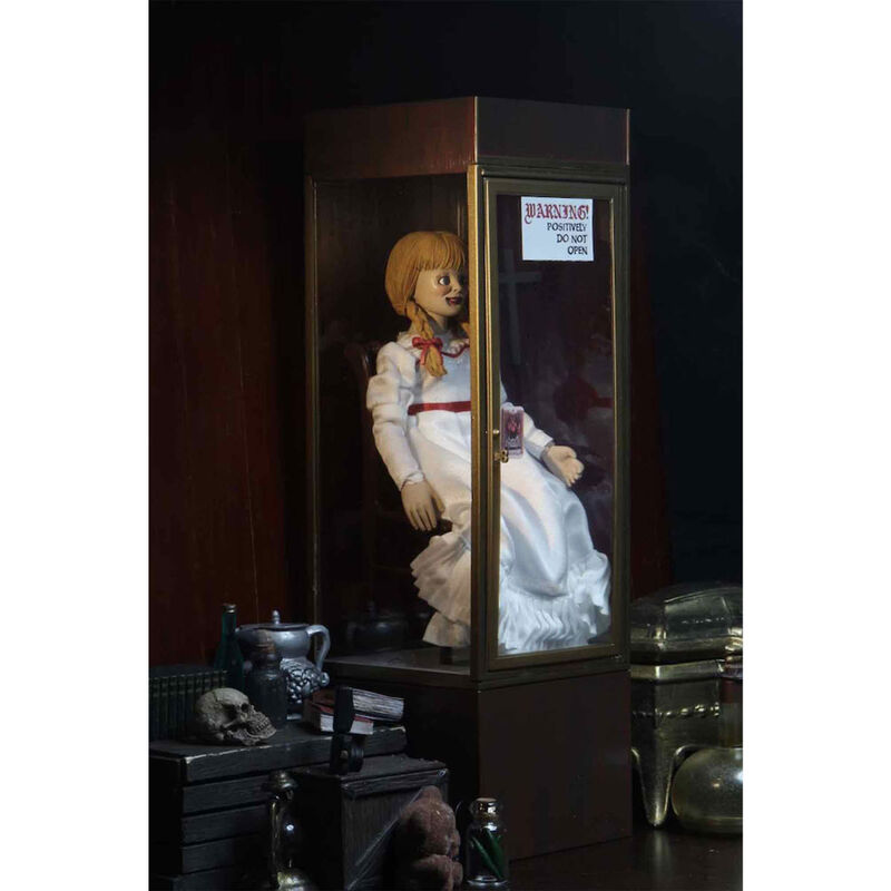 The Conjuring Universe Annabelle figure 20cm