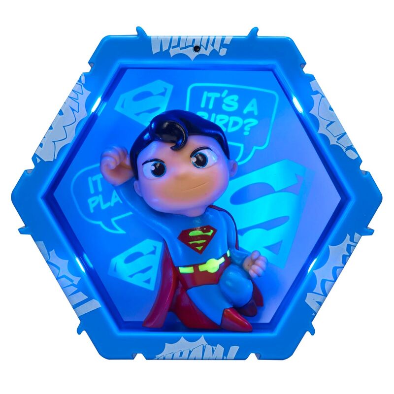 WOW! POD DC Comics Superman led figure