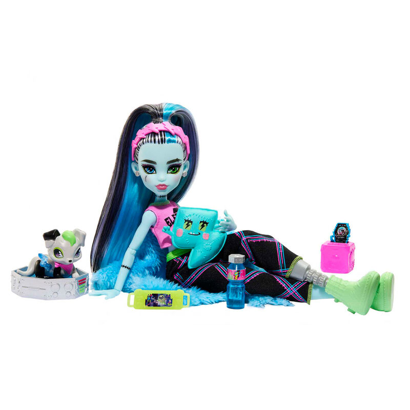 Monster High pyjama party Frankie Stein doll 25cm