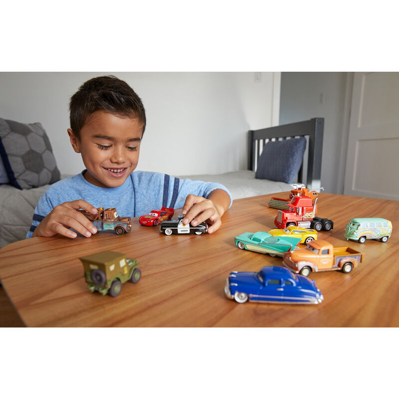 Disney Pixar Cars assorted metal car Disney Pixar Cars assorted metal car