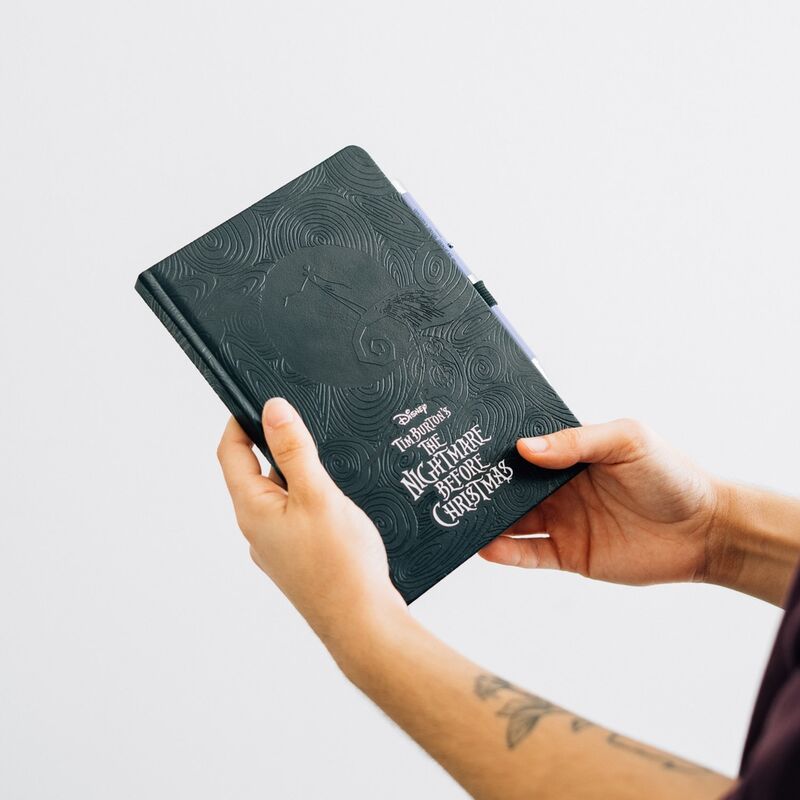 Disney Nightmare Before Christmas A5 premium notebook + projector pen Disney Nightmare Before Christmas A5 premium notebook + projector pen