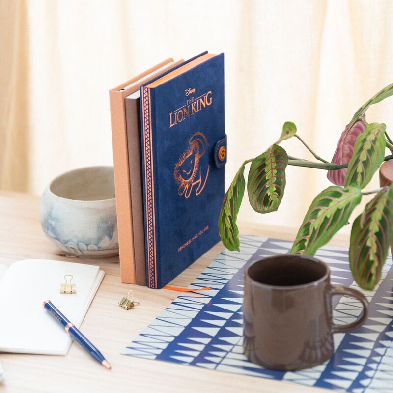 Disney The Lion King A5 premium notebook + pen Disney The Lion King A5 premium notebook + pen